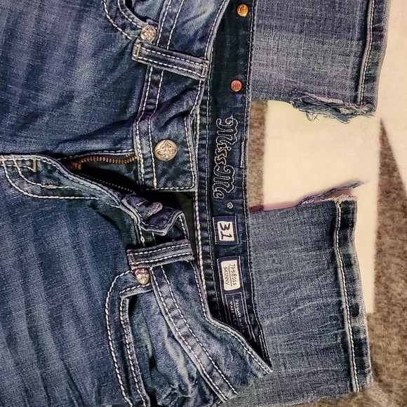 Miss Me Jeans - Picture 2 of 10